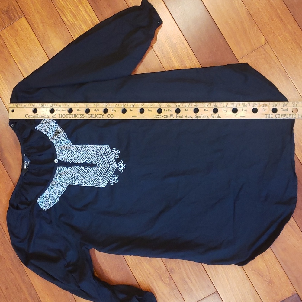 Embroidered Black Tunic Top - Picture 6 of 9